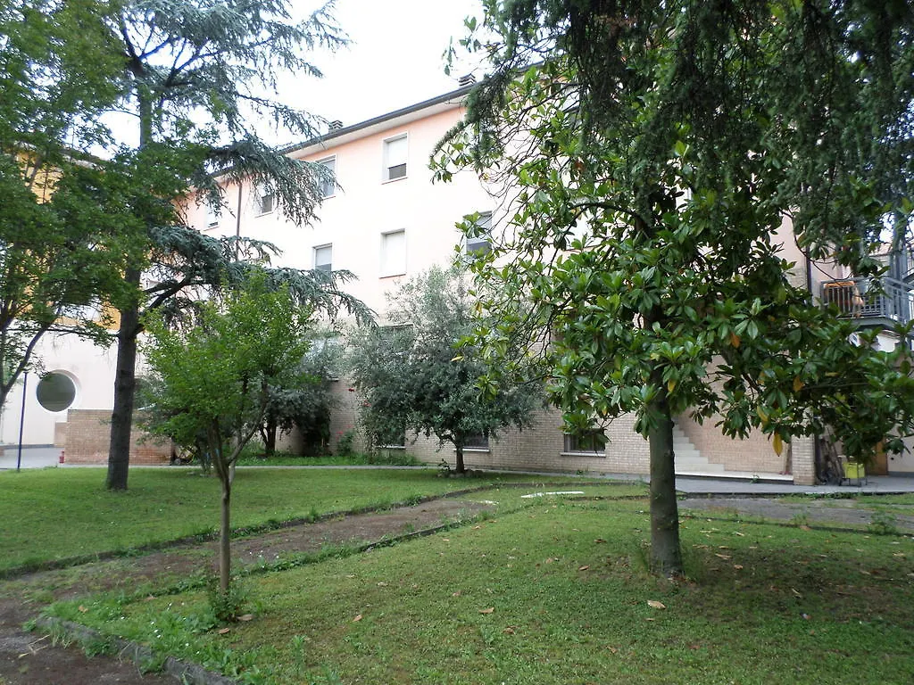 Camplus Living Il Cenacolo Hotel Ferrara